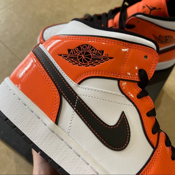 Air Jordan 1 Mid Men’s - Picture 3 of 8